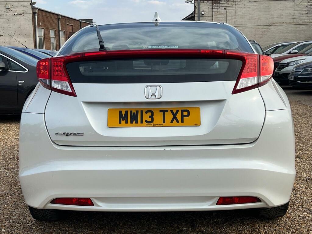 Honda Civic 1.8 I-vtec Ex Gt 5-Door Blue #17