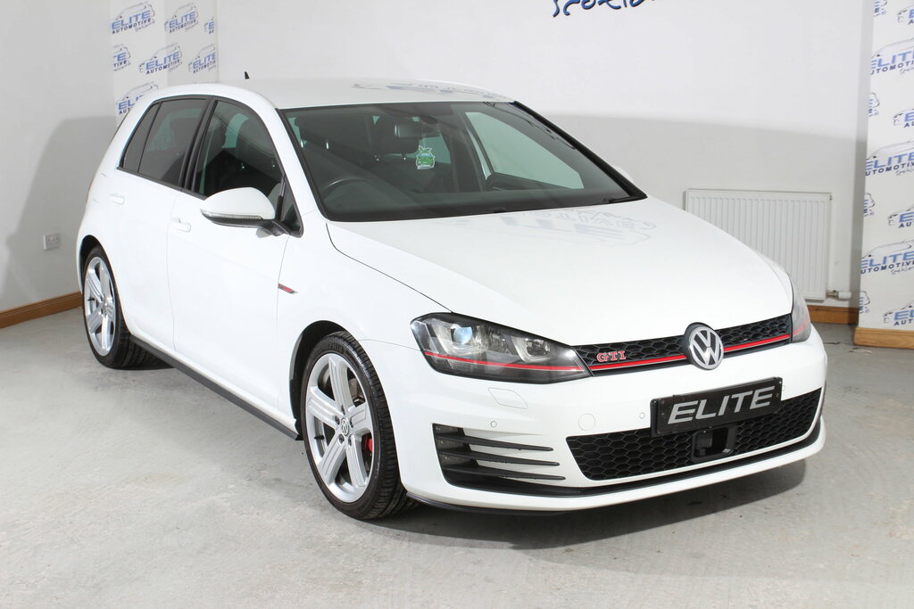 Volkswagen Golf 2.0 Tsi Bluemotion Tech Gti Hatchback M White #4