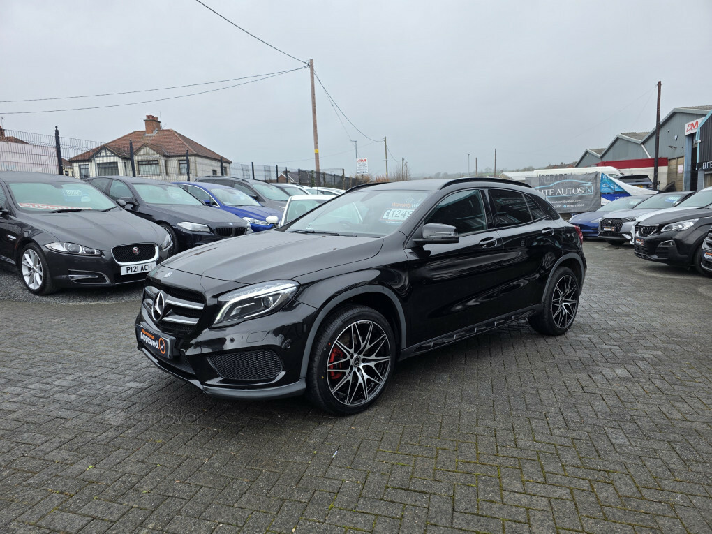 Mercedes-Benz GLA Class 220 D 4Matic Amg Line Premium
