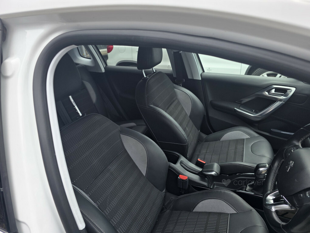Peugeot 2008 Allure  #5