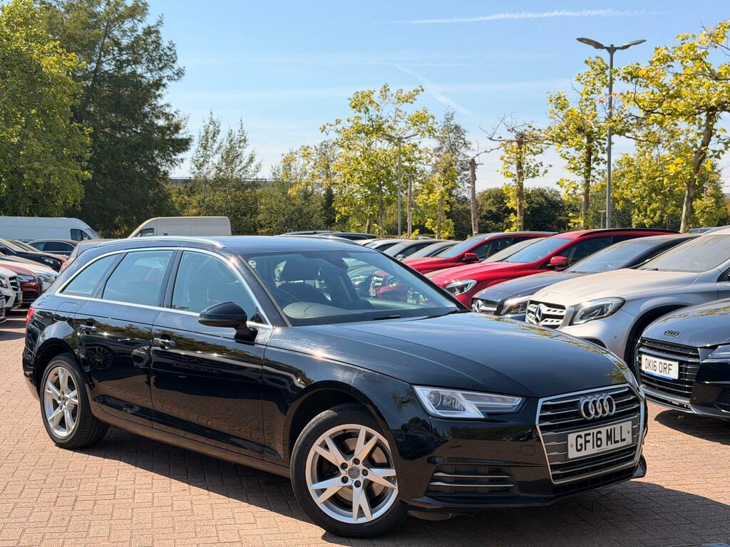 Audi A4 Avant Sport Black
