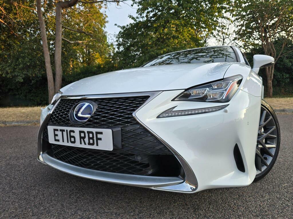 Lexus RC 2.5 300H F Sport Coupe White #4