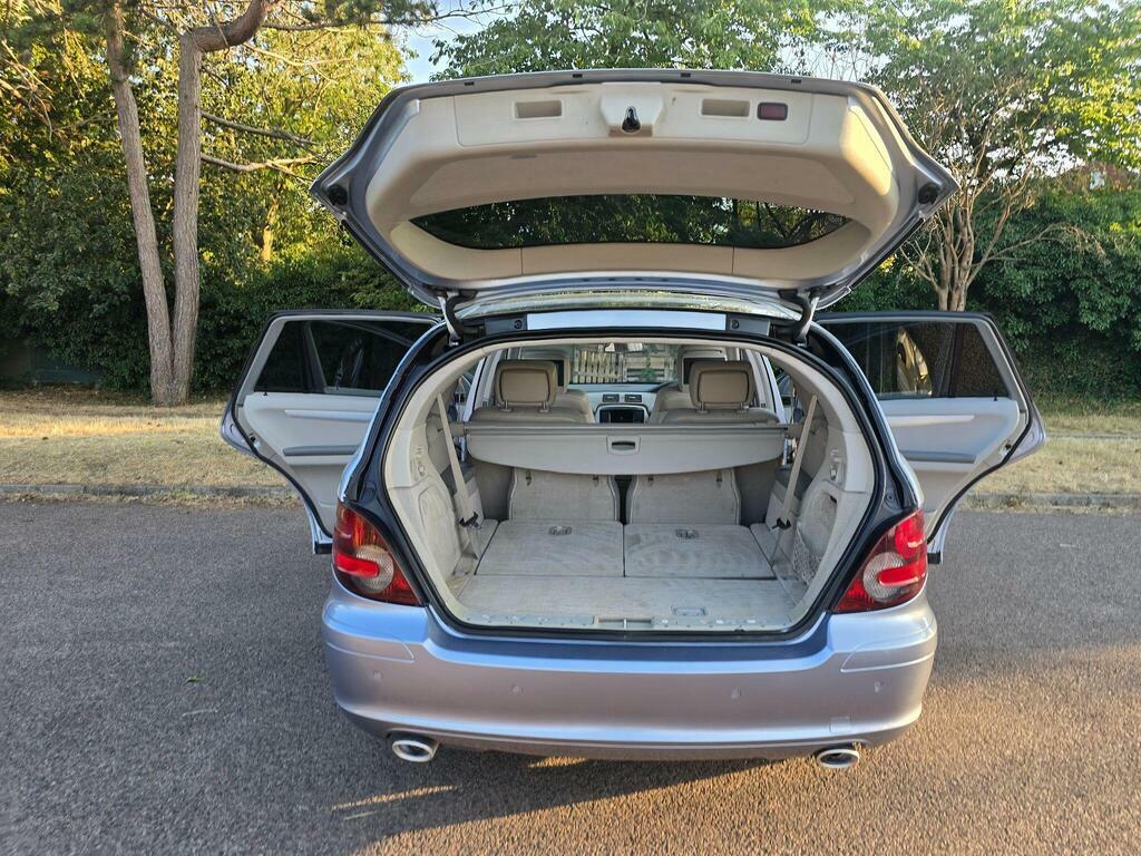 Mercedes-Benz R Class 3.5 R350l Sport 272 Bhp Black #37