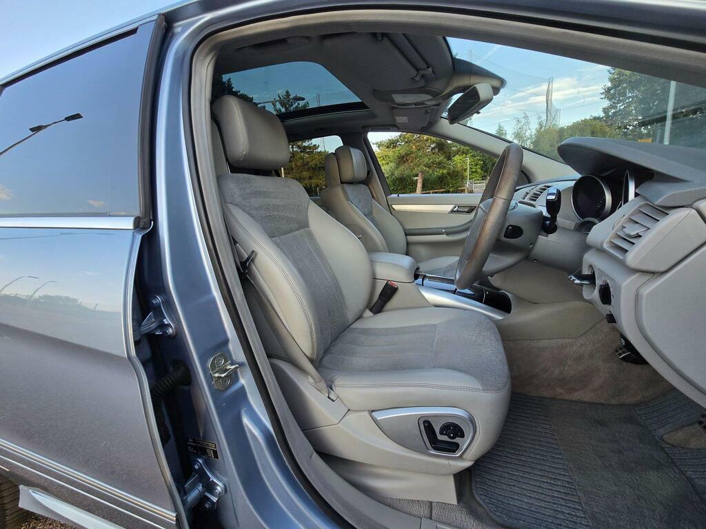 Mercedes-Benz R Class 3.5 R350l Sport 272 Bhp Black #55