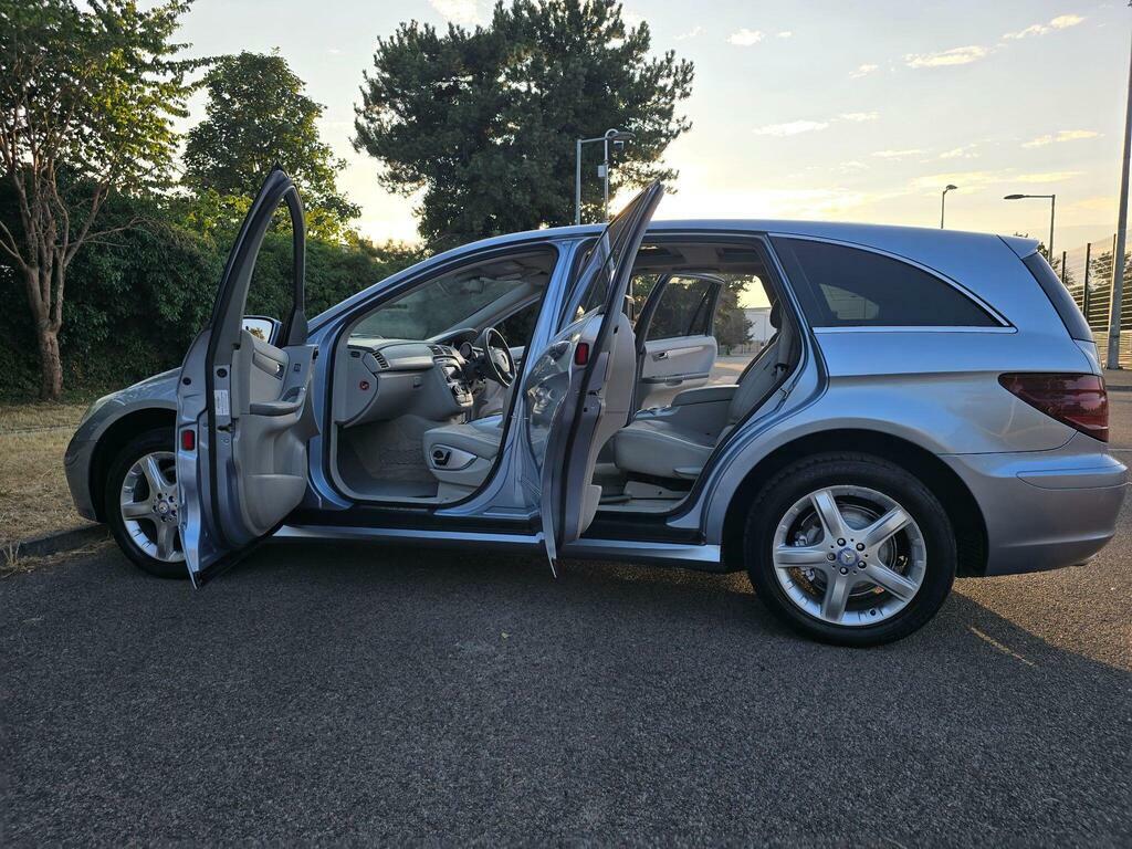 Mercedes-Benz R Class 3.5 R350l Sport 272 Bhp Black #38