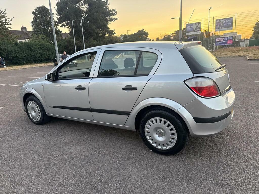 Vauxhall Astra 1.6 Sxi 16V Twinport 103 Bhp #24