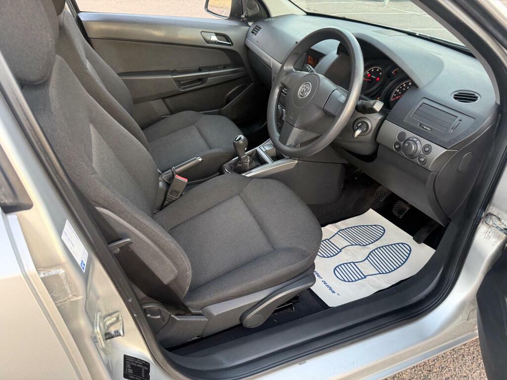 Vauxhall Astra 1.6 Sxi 16V Twinport 103 Bhp #39