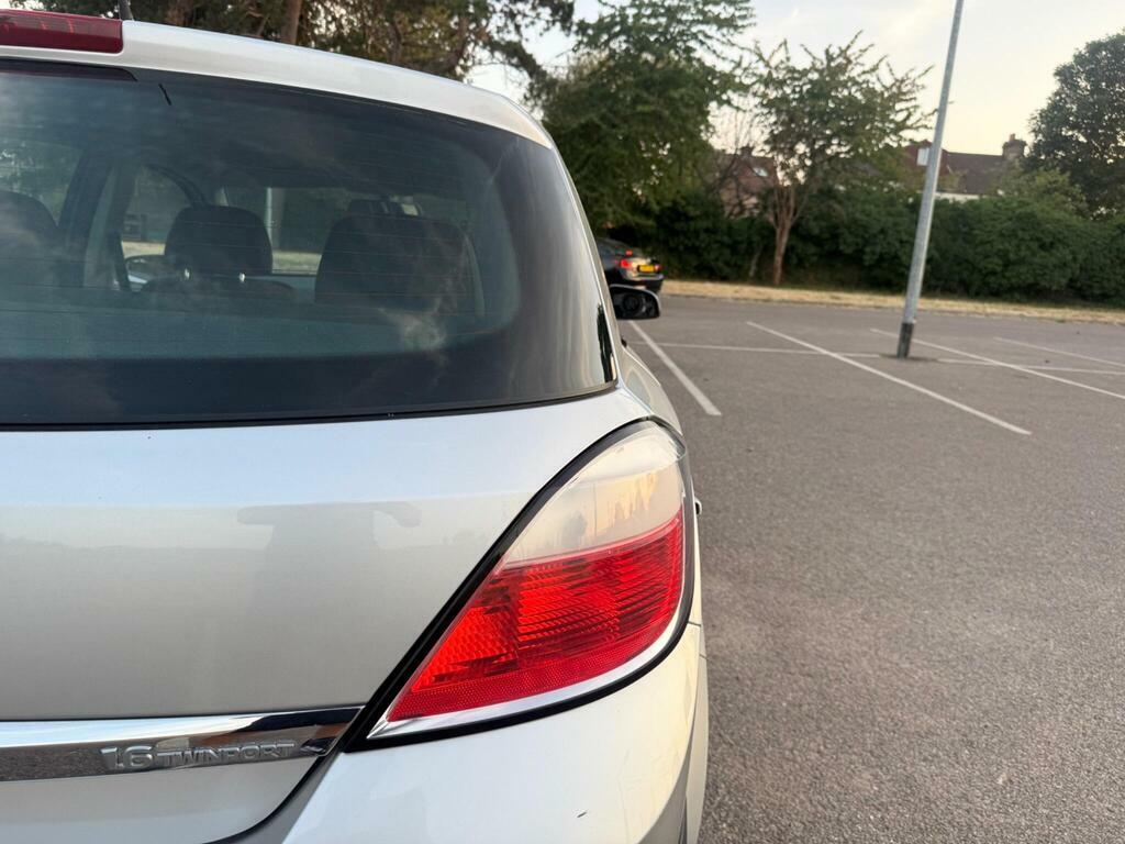 Vauxhall Astra 1.6 Sxi 16V Twinport 103 Bhp #75