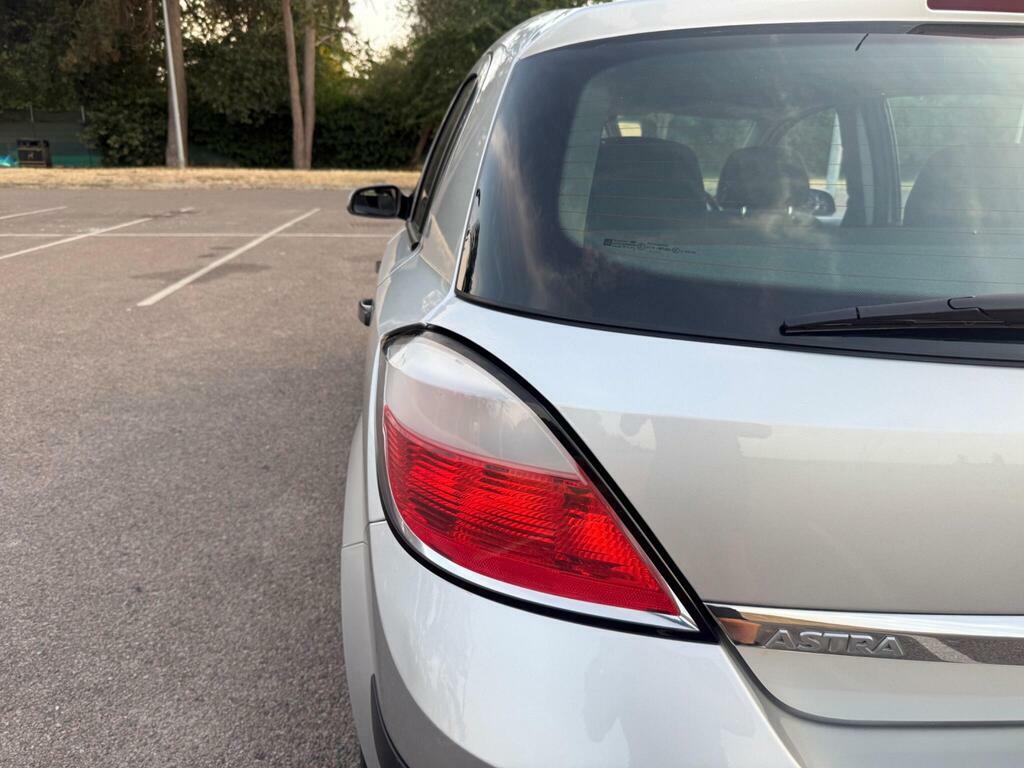 Vauxhall Astra 1.6 Sxi 16V Twinport 103 Bhp #77