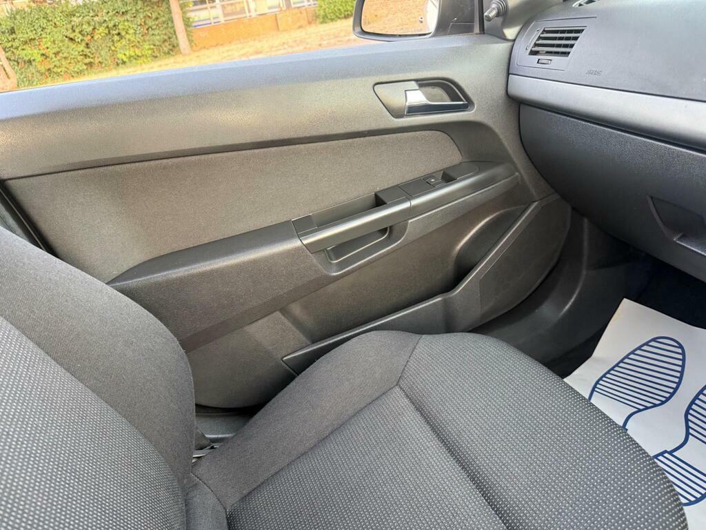 Vauxhall Astra 1.6 Sxi 16V Twinport 103 Bhp #64