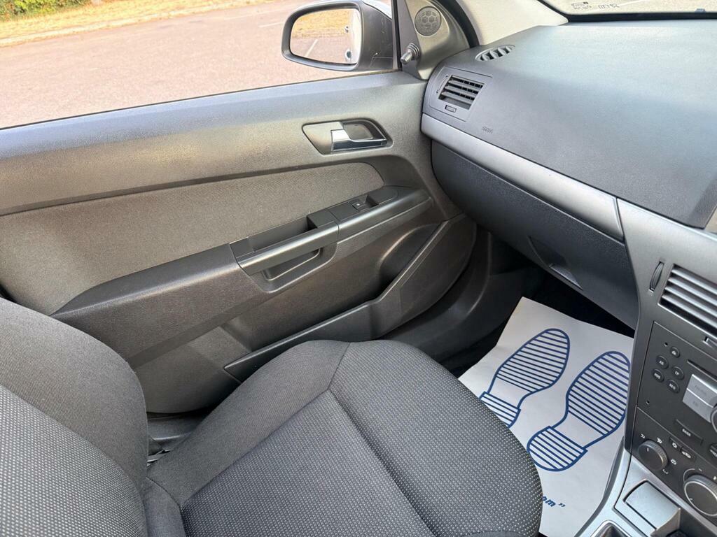 Vauxhall Astra 1.6 Sxi 16V Twinport 103 Bhp #45