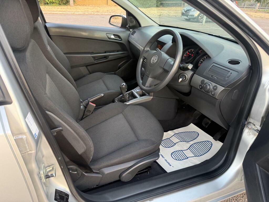 Vauxhall Astra 1.6 Sxi 16V Twinport 103 Bhp #41