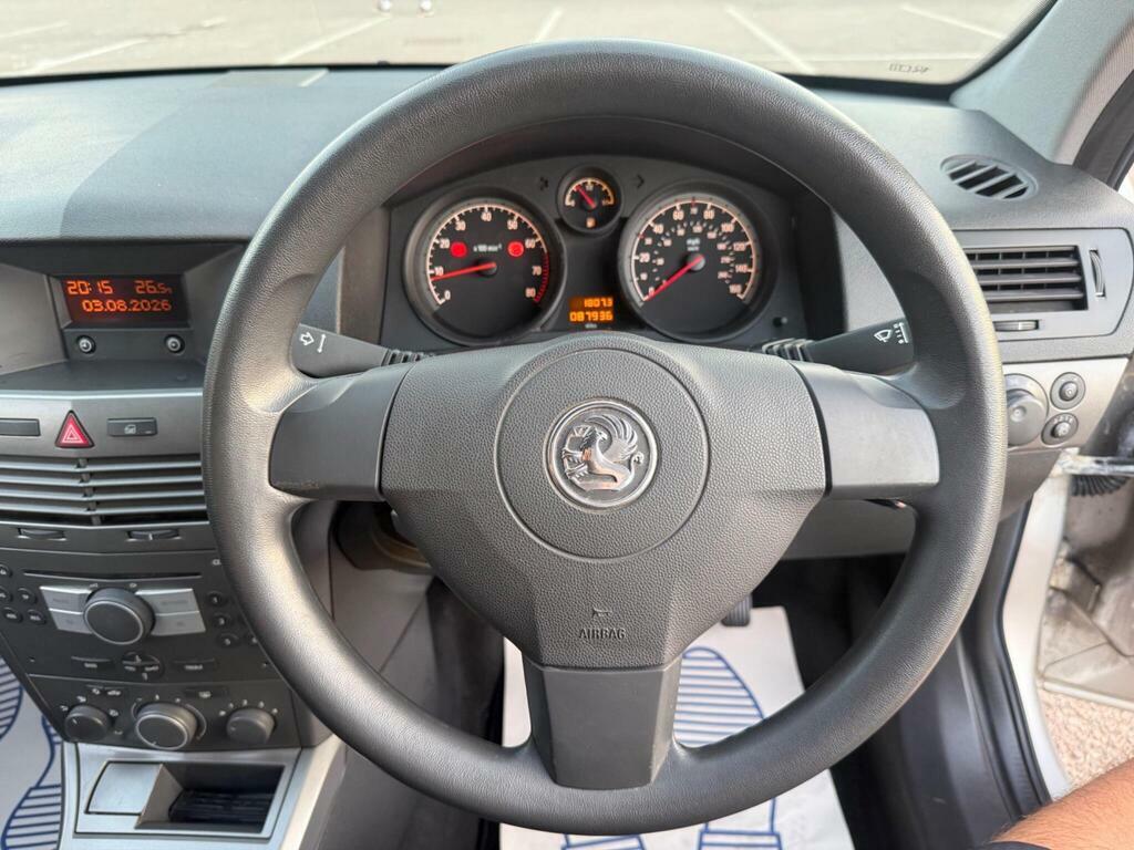 Vauxhall Astra 1.6 Sxi 16V Twinport 103 Bhp #42