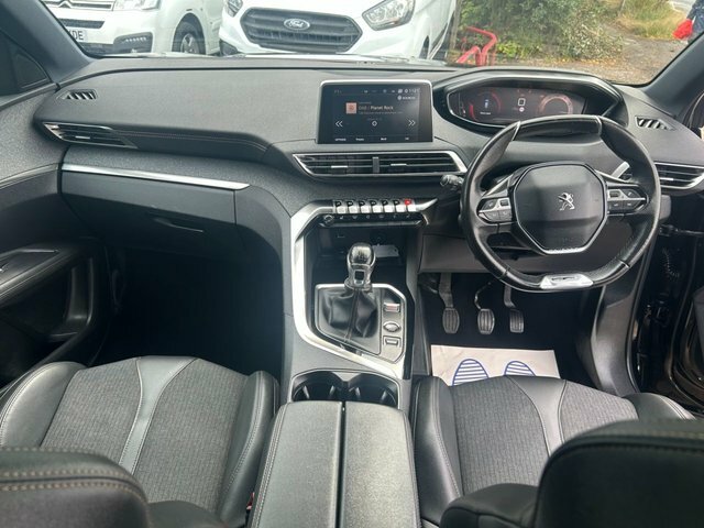 Peugeot 3008 Puretech Ss Allure Black #8