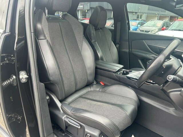 Peugeot 3008 2020 1.2 Puretech Gt Line Premium Suv M Black #5