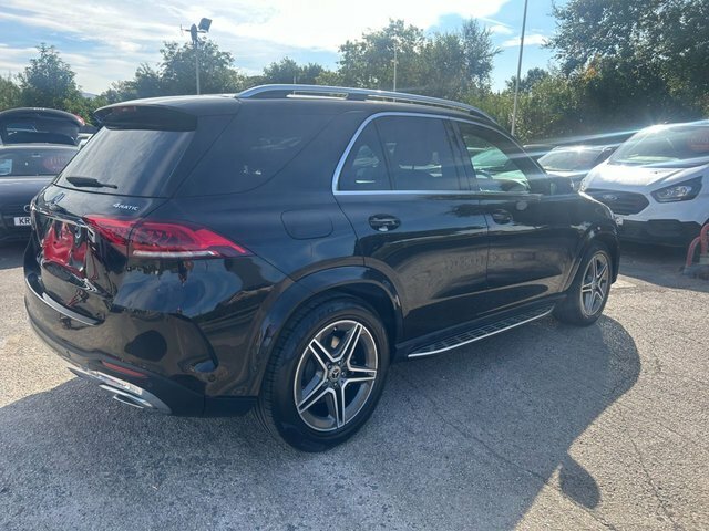 Mercedes-Benz GLE Class 2019 2.0 Gle300d Amg Line Premium Suv Black #2