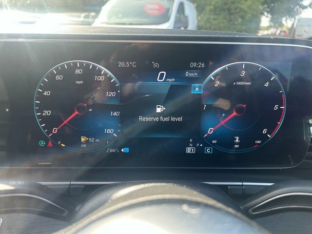 Mercedes-Benz GLE Class 2019 2.0 Gle300d Amg Line Premium Suv Black #3
