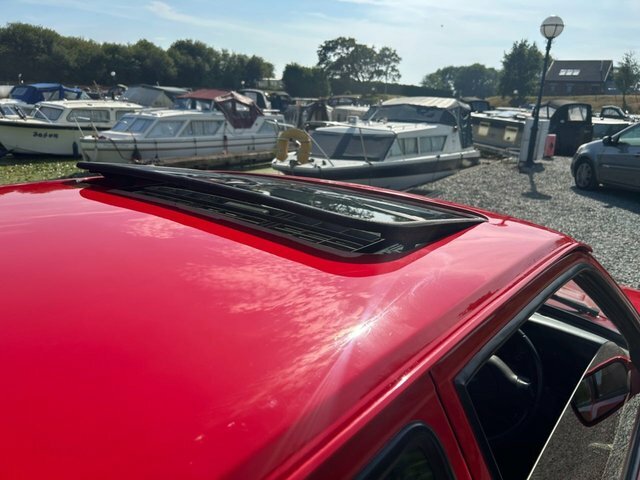 Ford Escort Hatchback 1.6 1987E Red #25