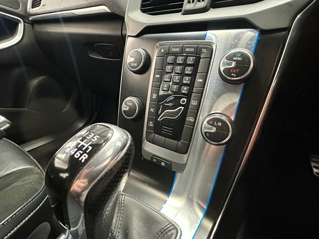 Volvo V40 V40 T3 152 Se Lux Nav Geartronic Blue #17