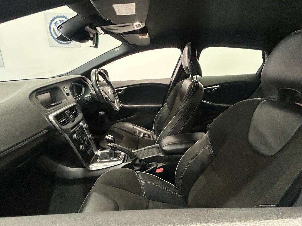 Volvo V40 V40 T3 152 Se Lux Nav Geartronic Blue #15