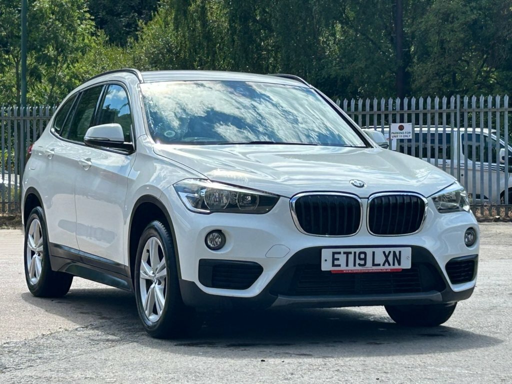 BMW X1 1.5L Se White #3