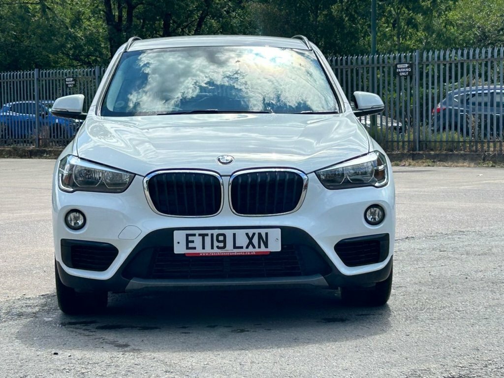 BMW X1 1.5L Se White #2
