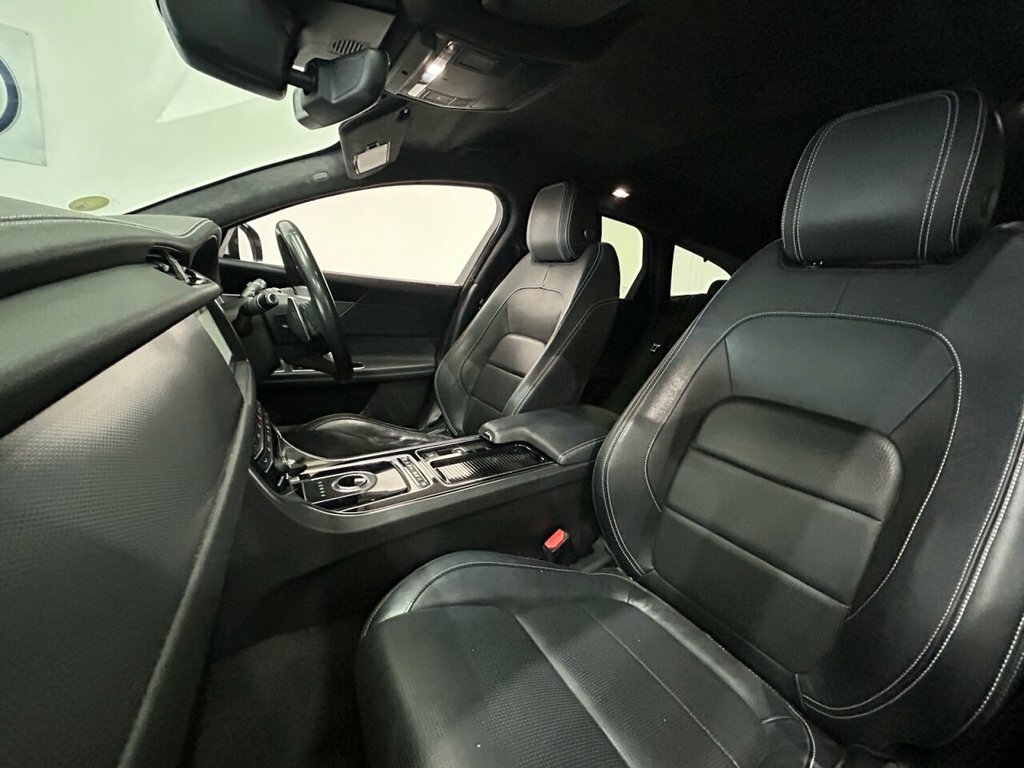 Jaguar XF 2.0D R-sport Euro 6 Ss Red #25