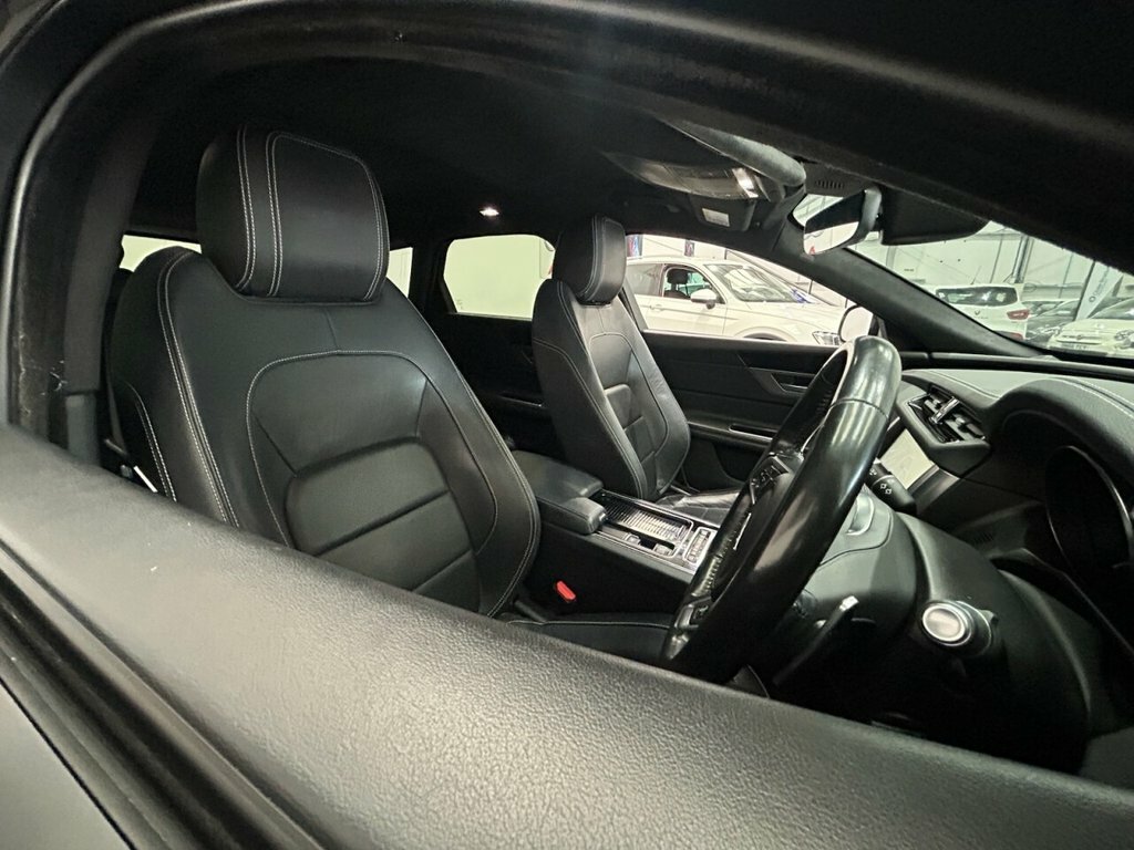 Jaguar XF 2.0D R-sport Euro 6 Ss Red #21