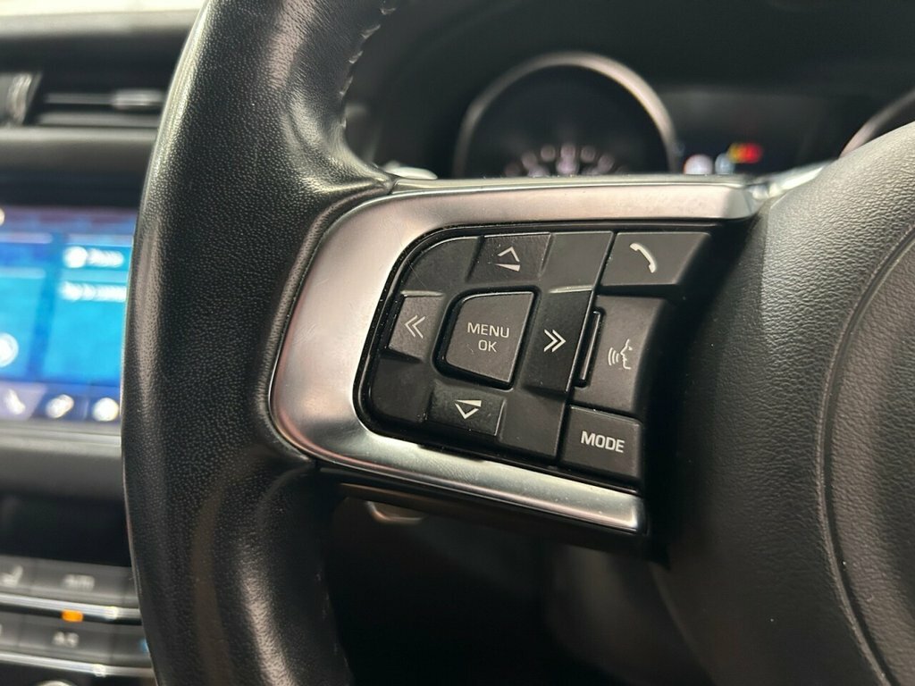 Jaguar XF 2.0D R-sport Euro 6 Ss Red #14