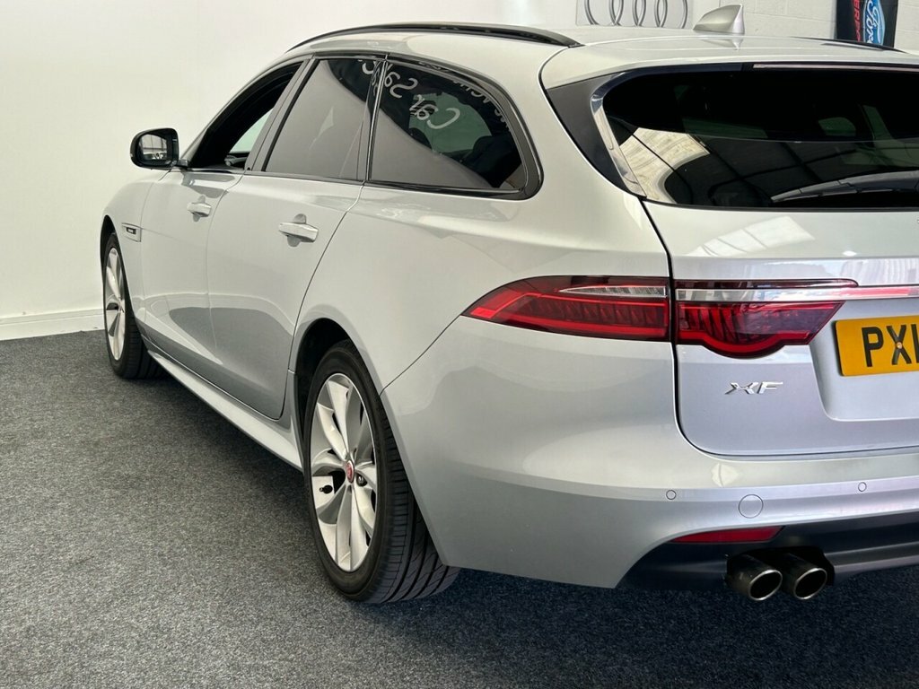 Jaguar XF 2.0D R-sport Euro 6 Ss Red #10