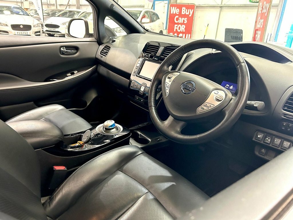 Nissan Leaf Nissan Hatchback 80Kw Acenta 30Kwh 6.6Kw Black #12