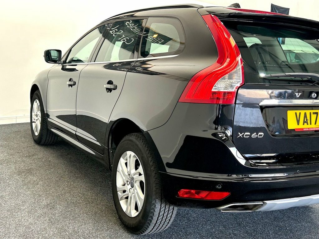 Volvo XC60 2.0 T5 Inscription Pro Awd Euro 6 Ss White #9