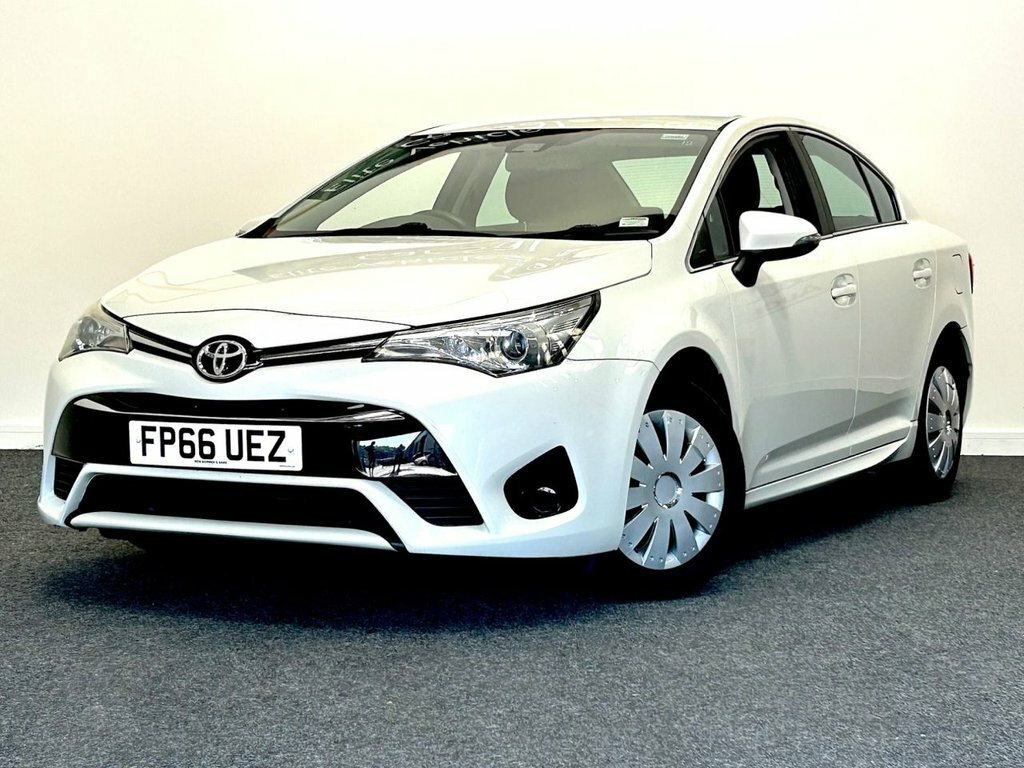 Toyota Avensis 1.8L Active White