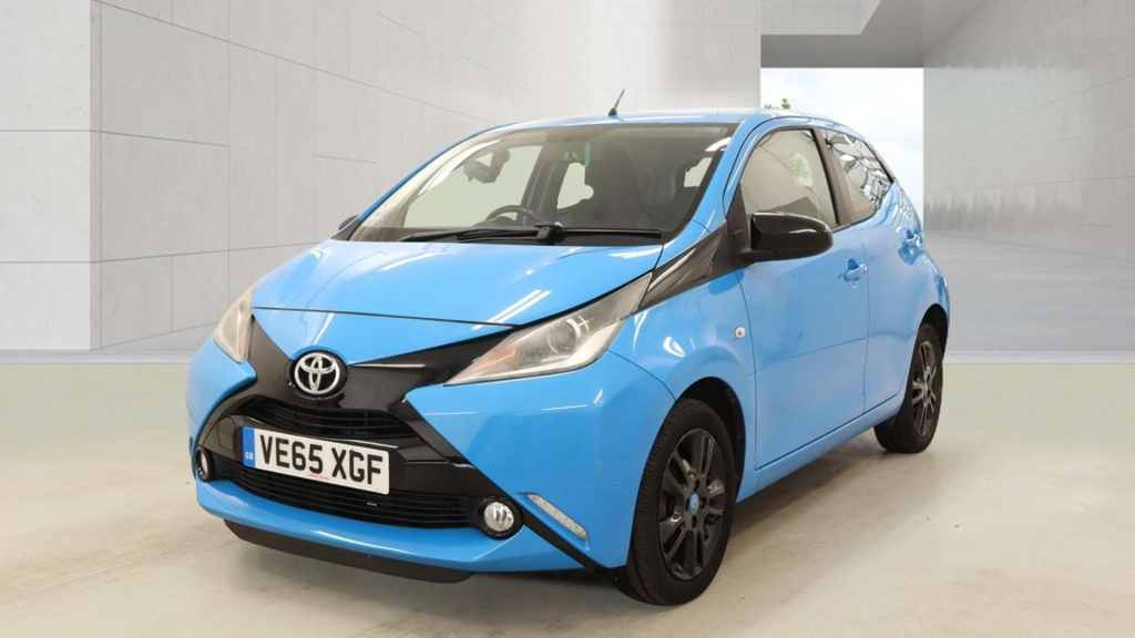 Toyota Aygo X X-play Blue #2