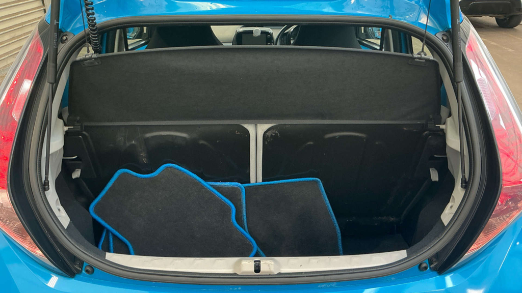 Toyota Aygo X X-play Blue #9
