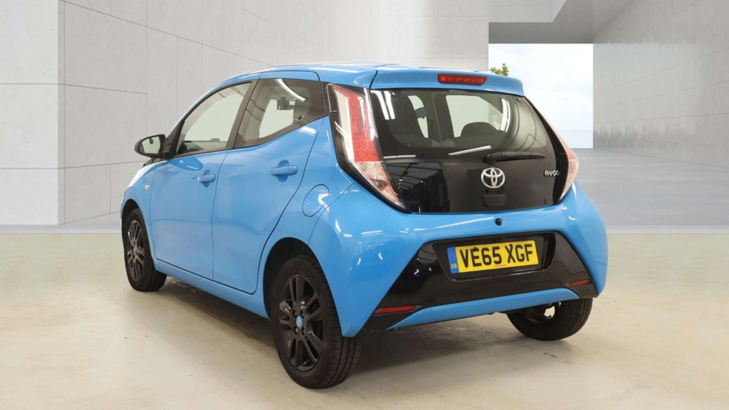 Toyota Aygo X X-play Blue #3
