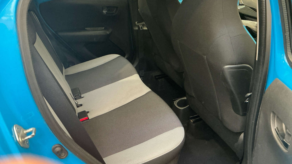 Toyota Aygo X X-play Blue #10