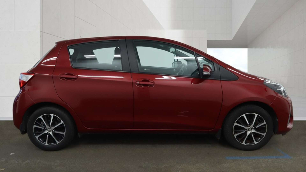 Toyota Yaris Vvt-i Icon Tech Red #5