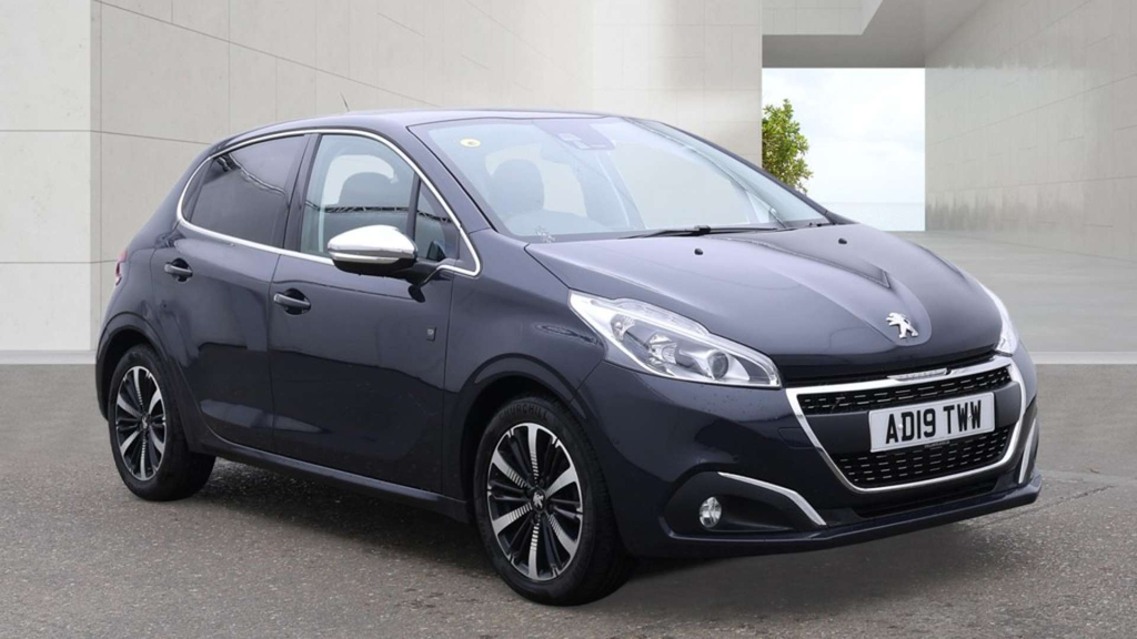 Peugeot 208 Puretech Tech Edition Hatchback Eat Euro 6 Grey