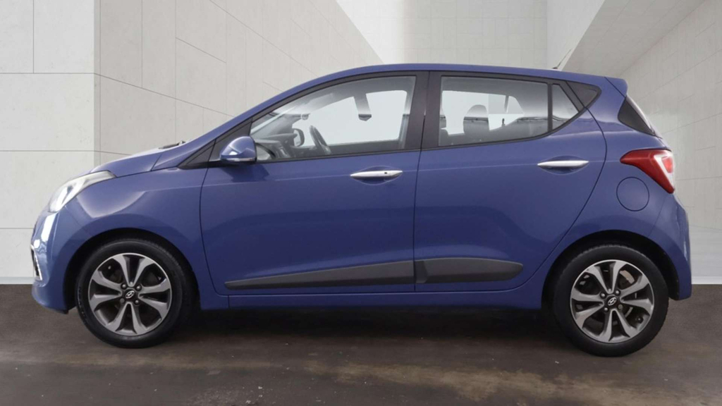 Hyundai I10 Hatchback Blue #6