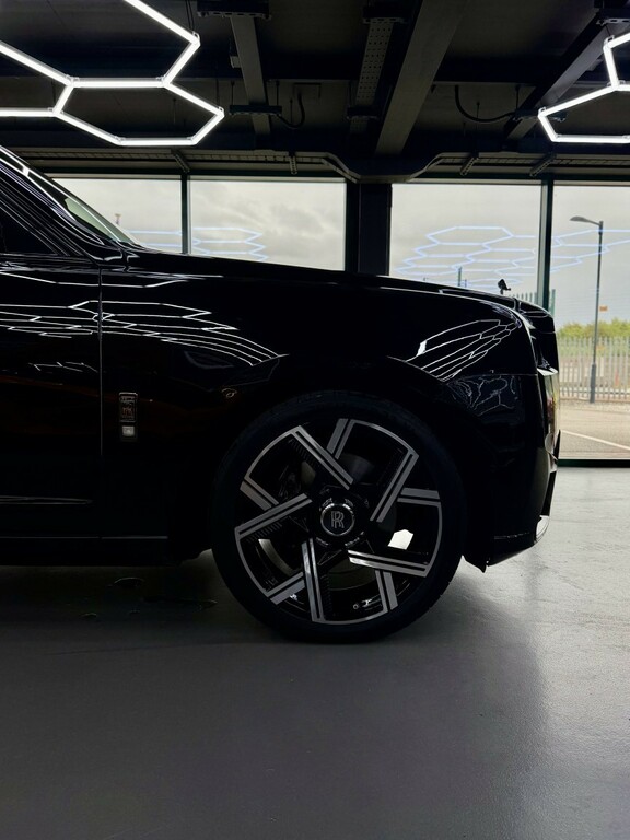 Rolls-Royce Cullinan 6.8 V12 Black #3