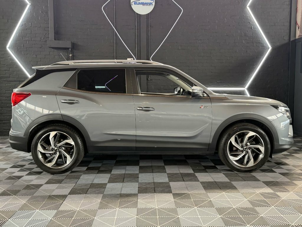 SsangYong Korando 1.6 D Pioneer White #25