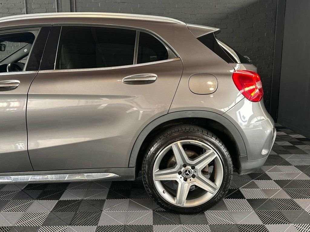 Mercedes-Benz GLA Class 2.1L Amg Line Grey #5