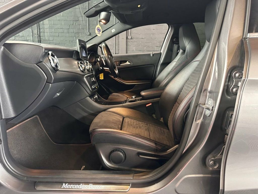 Mercedes-Benz GLA Class 2.1L Amg Line Grey #4