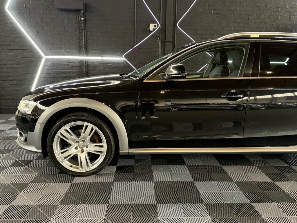 Audi A4 Allroad 2L Sport WU65HNN Black #5