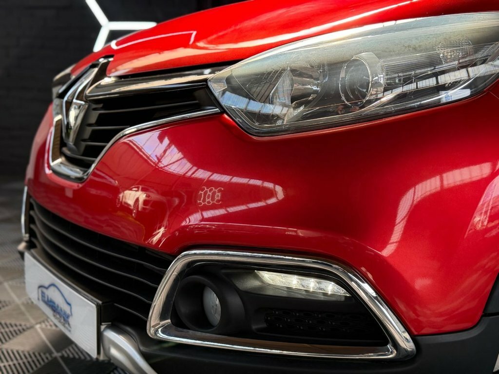 Renault Captur 1.5L Signature Nav Red #2
