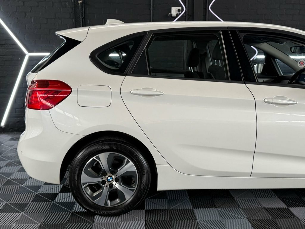 BMW 2 Series Active Tourer 1.5 225Xe 7.6Kwh Luxury 4Wd Euro 6 Ss Black #23
