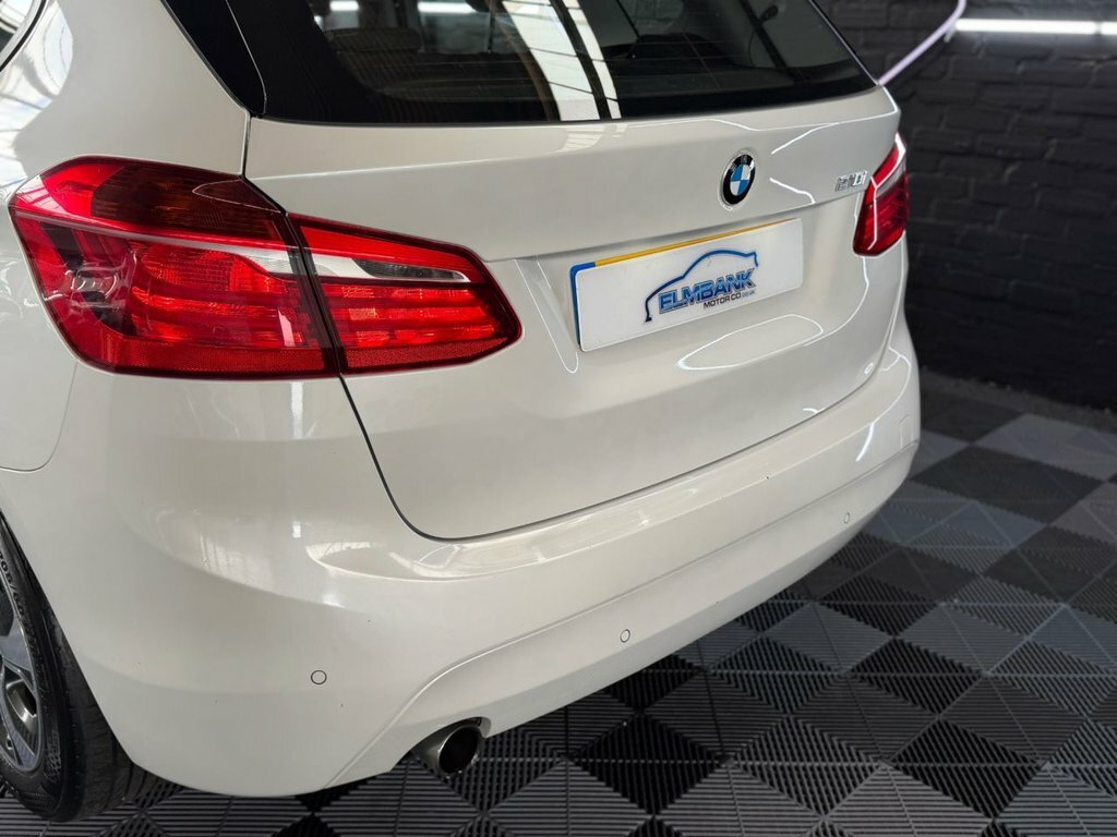 BMW 2 Series Active Tourer 1.5 225Xe 7.6Kwh Luxury 4Wd Euro 6 Ss Black #12
