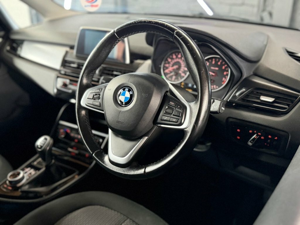 BMW 2 Series Active Tourer 1.5 225Xe 7.6Kwh Luxury 4Wd Euro 6 Ss Black #25