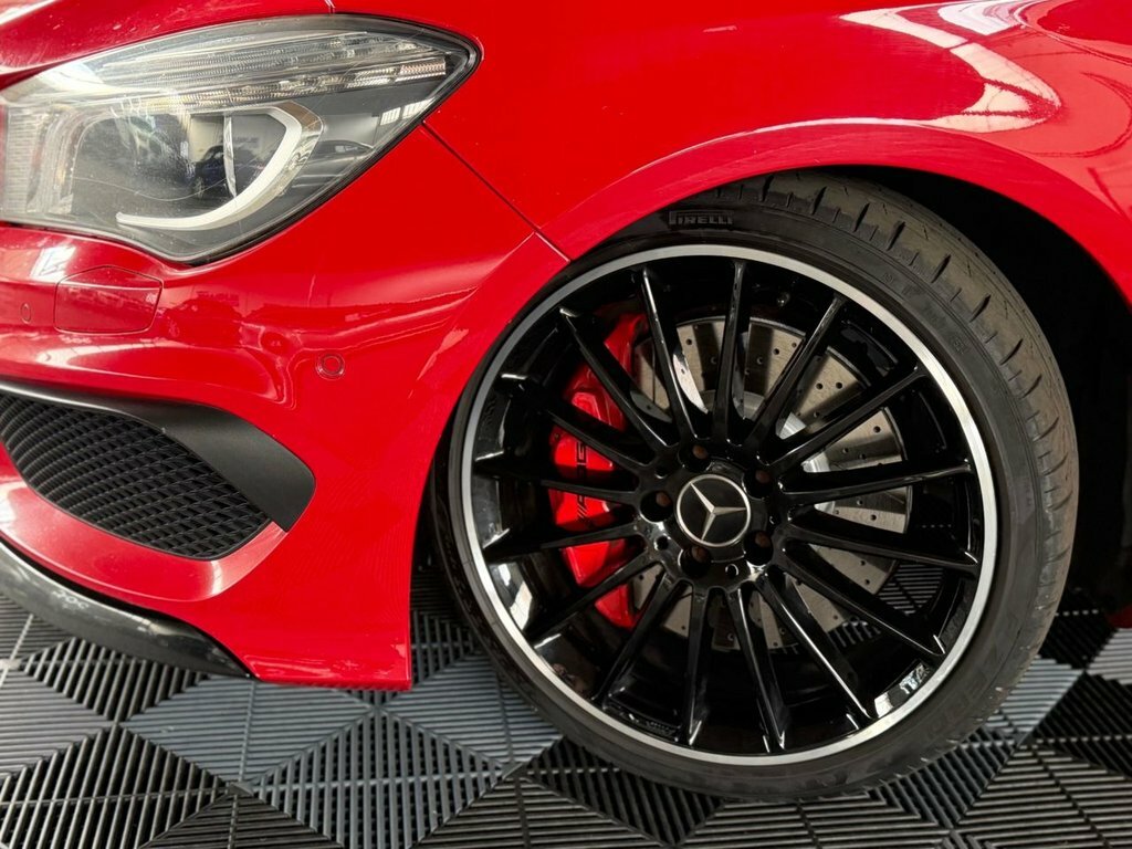 Mercedes-Benz CLA Class 2L Amg Red #4